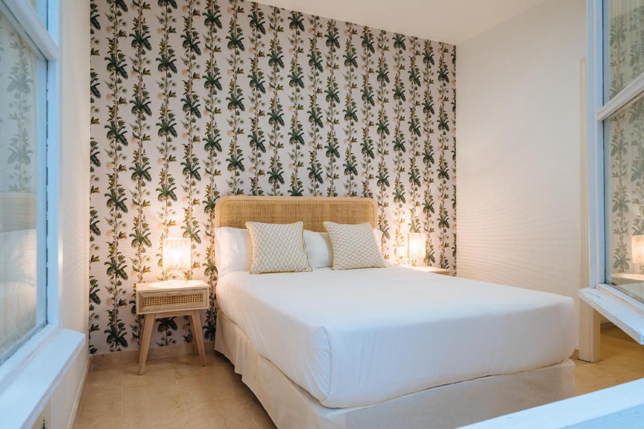 Lirio Suite Apartment - Private Parking Included Sevilla Eksteriør billede