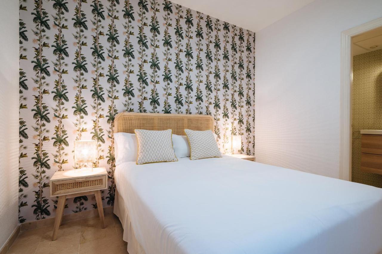 Lirio Suite Apartment - Private Parking Included Sevilla Eksteriør billede