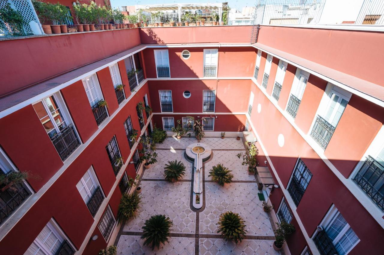 Lirio Suite Apartment - Private Parking Included Sevilla Eksteriør billede