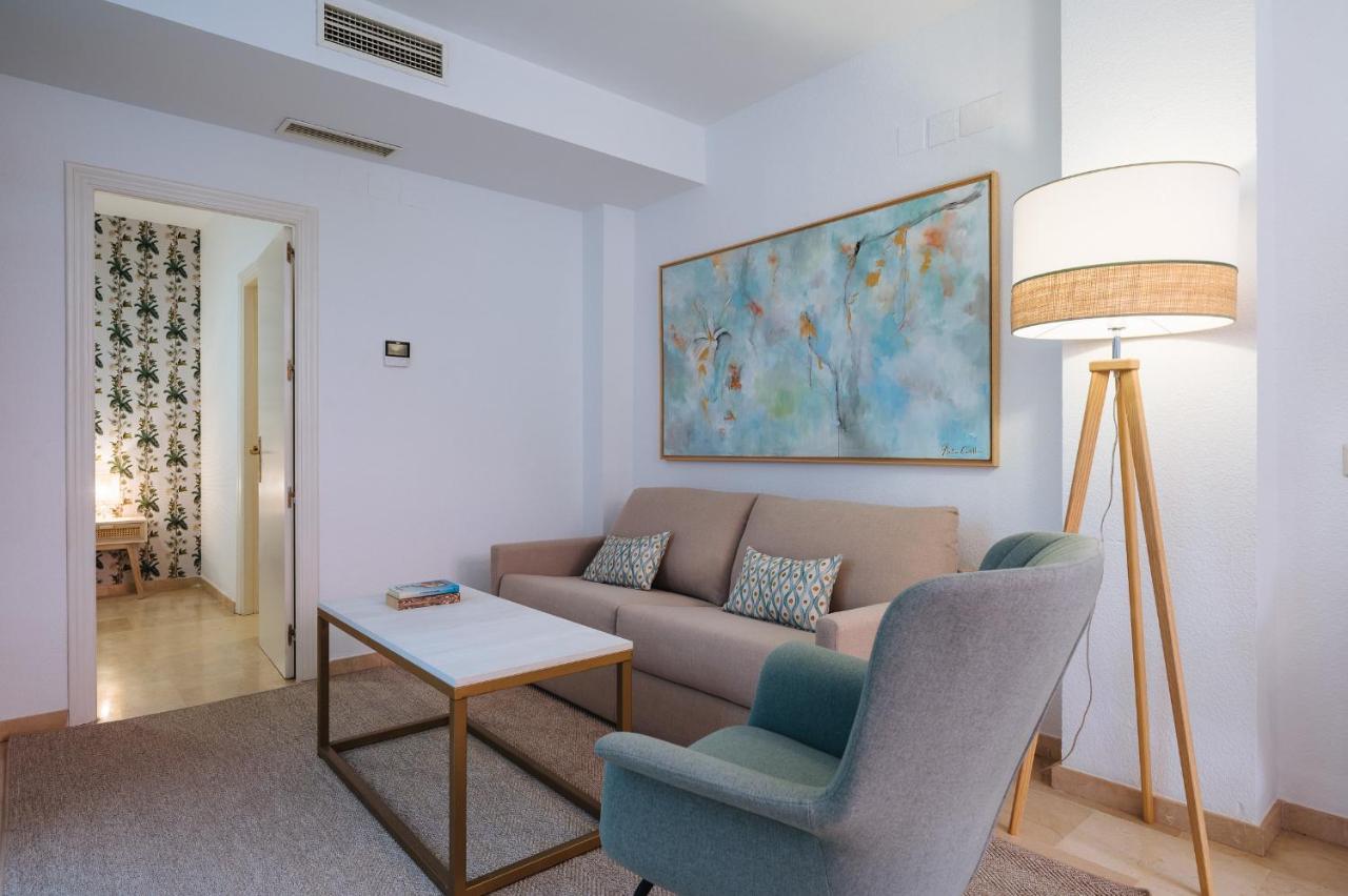 Lirio Suite Apartment - Private Parking Included Sevilla Eksteriør billede